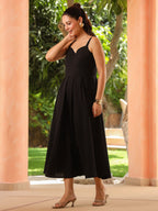 Women Solid Sweetheart Neck Dress