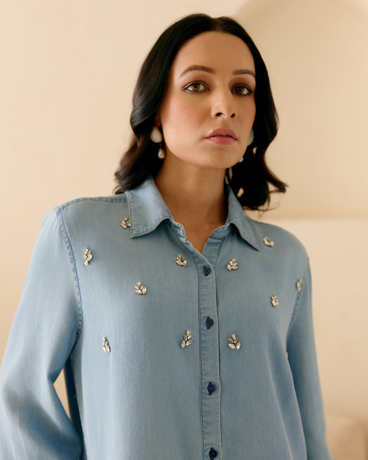 DENIM BLUE BUTTON DOWN SHIRT