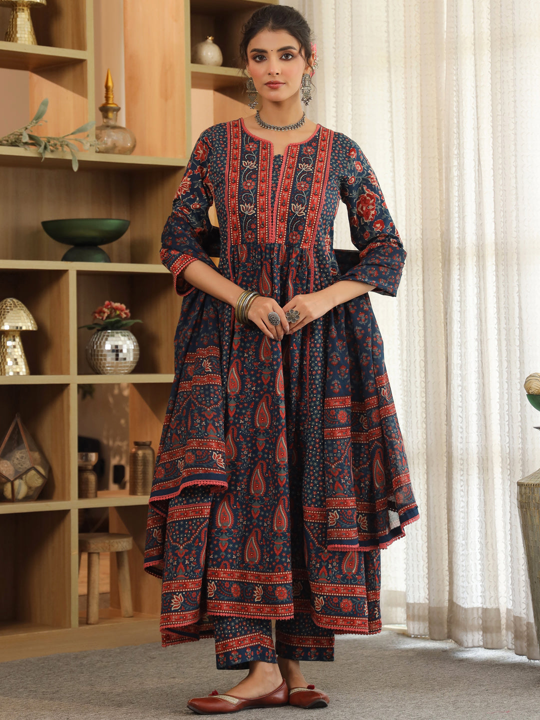 Women Ethnic Motifs Printed Pleated Pure Cotton Kurta with Trousers & With Dupatta