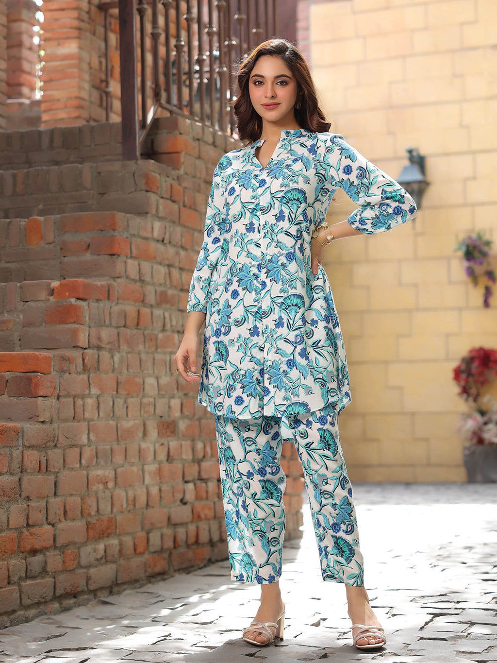 Floral Printed Mandarin Collar Three Quarter Sleeve Tunic Top & Trouser