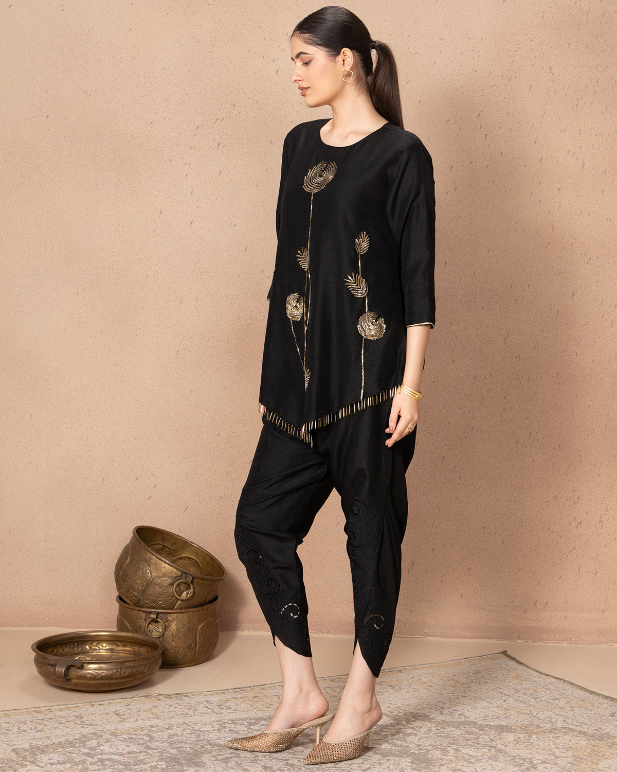 BLACK PETAL PANTS