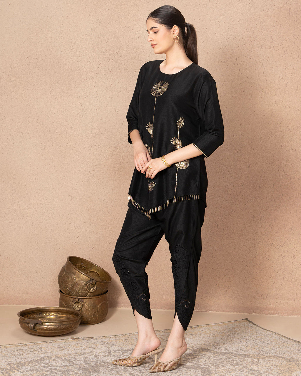 BLACK PETAL PANTS