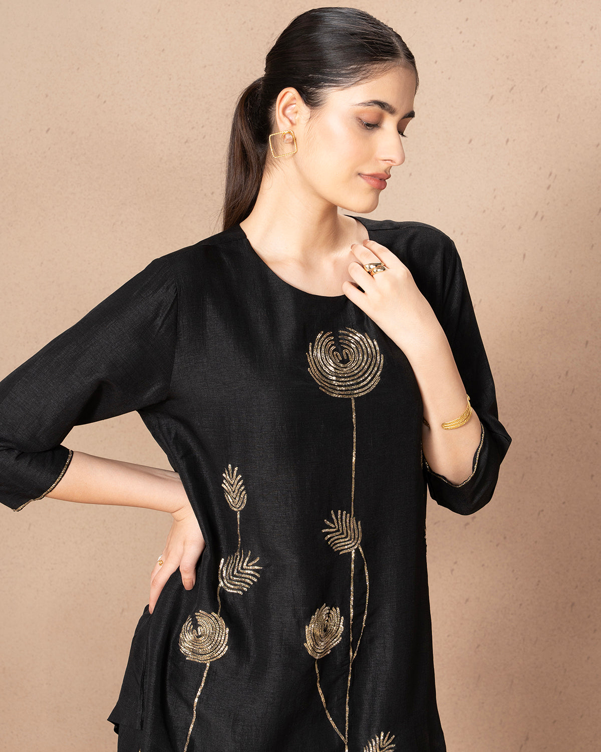 BLACK CHAAND SHIRT