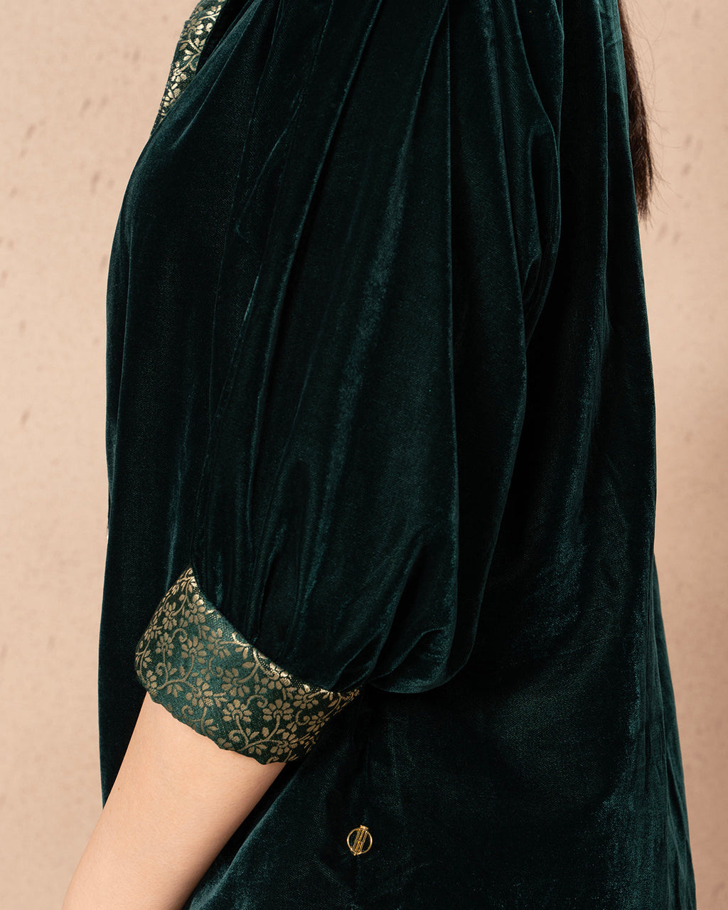 EMERALD GREEN TAGO SHIRT