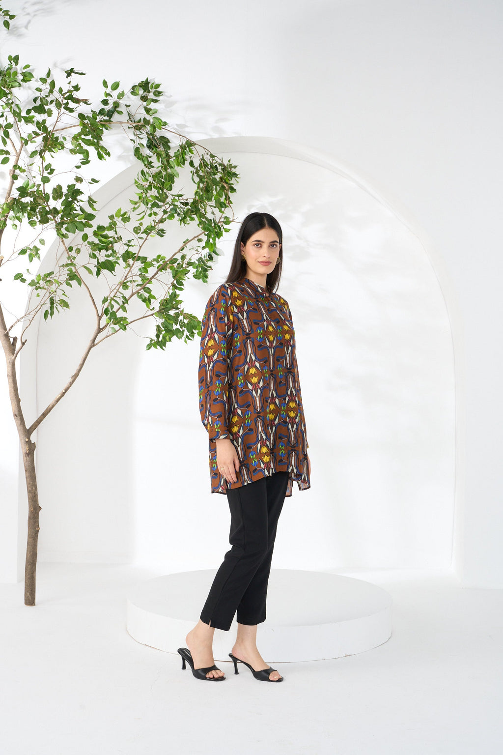 BROWN RAZA CONCEALED BUTTON SHIRT