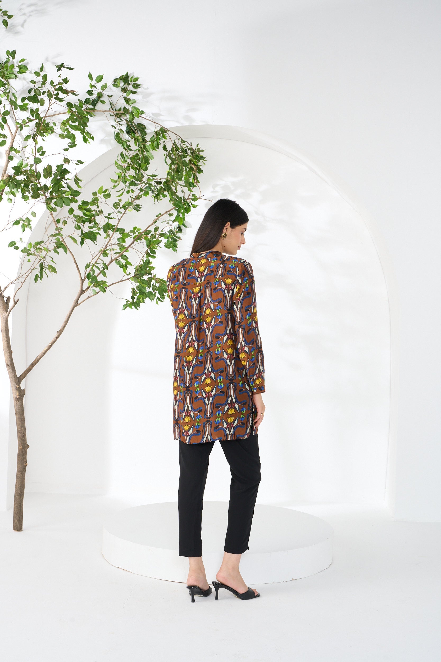BROWN RAZA CONCEALED BUTTON SHIRT