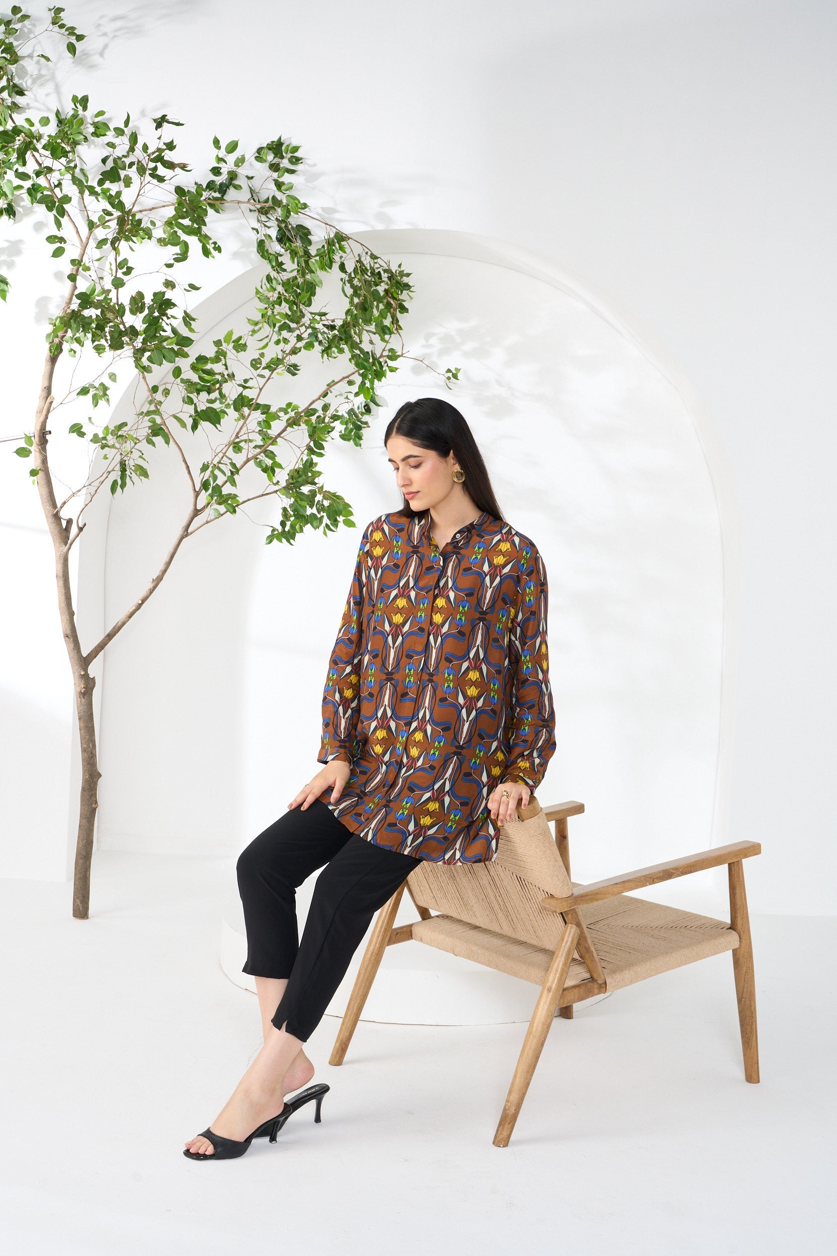 BROWN RAZA CONCEALED BUTTON SHIRT