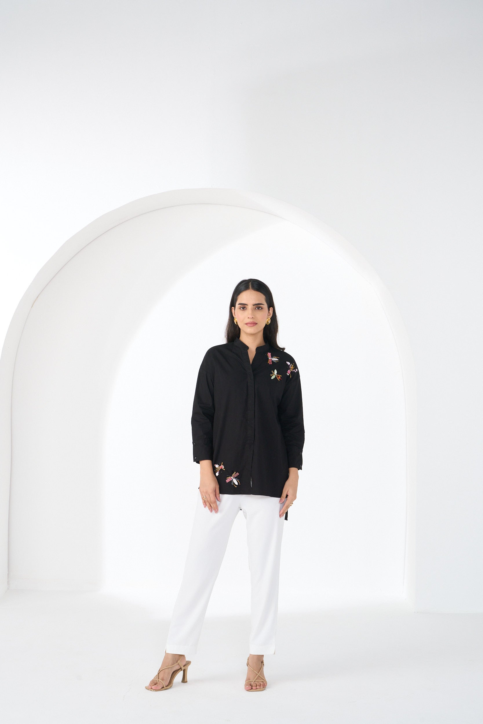 BLACK BUG BREEZE SHIRT