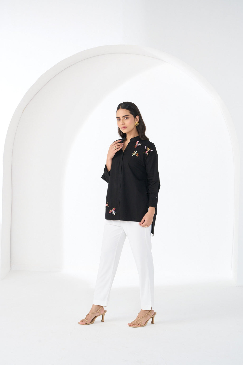 BLACK BUG BREEZE SHIRT