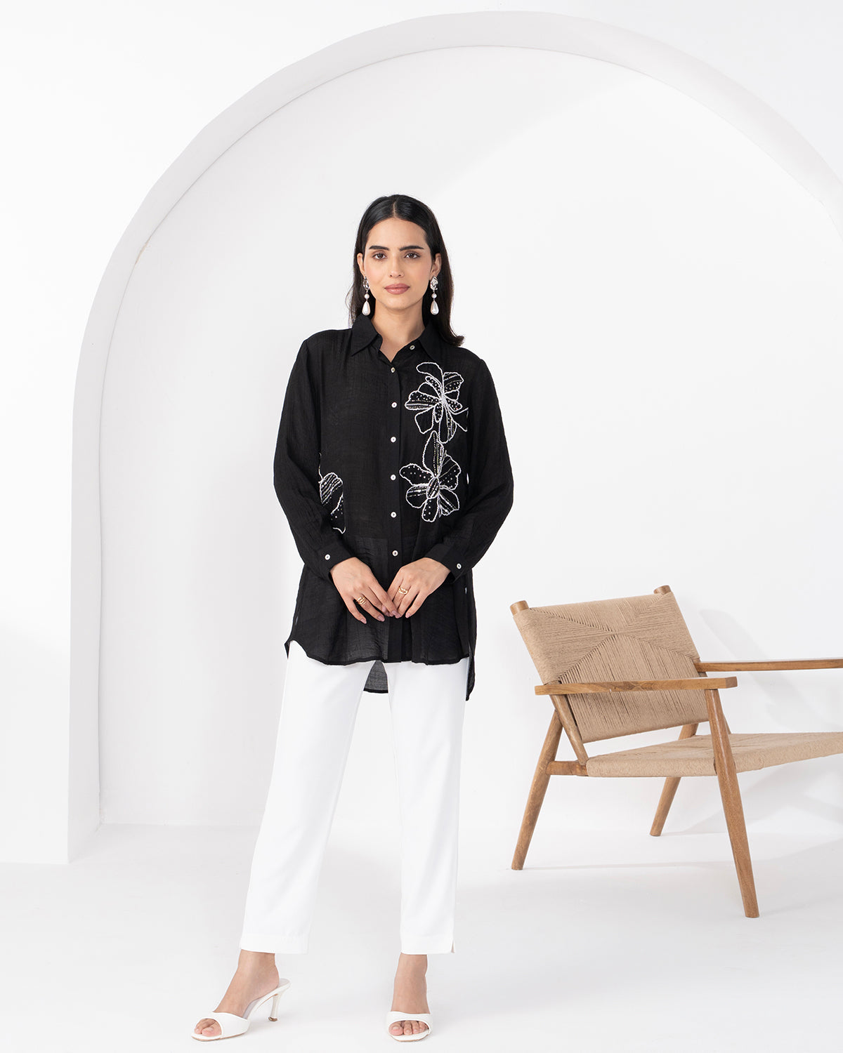 BLACK FLORET CRYSTALLINE SHIRT