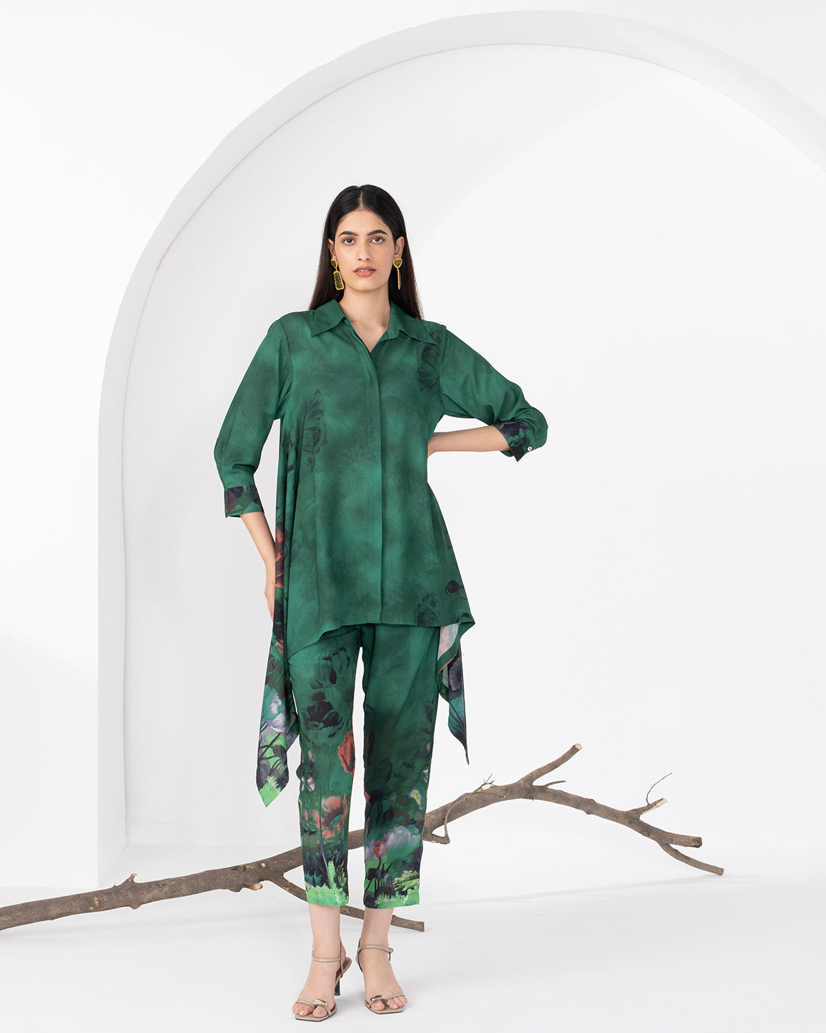GREEN BODHI BELLE SHIRT