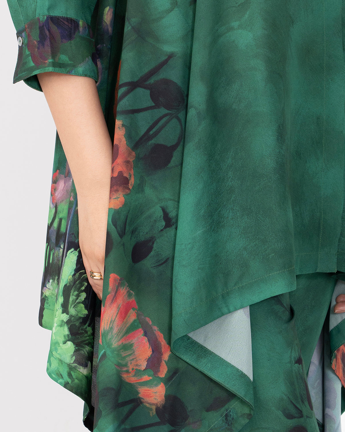 GREEN BODHI BELLE SHIRT