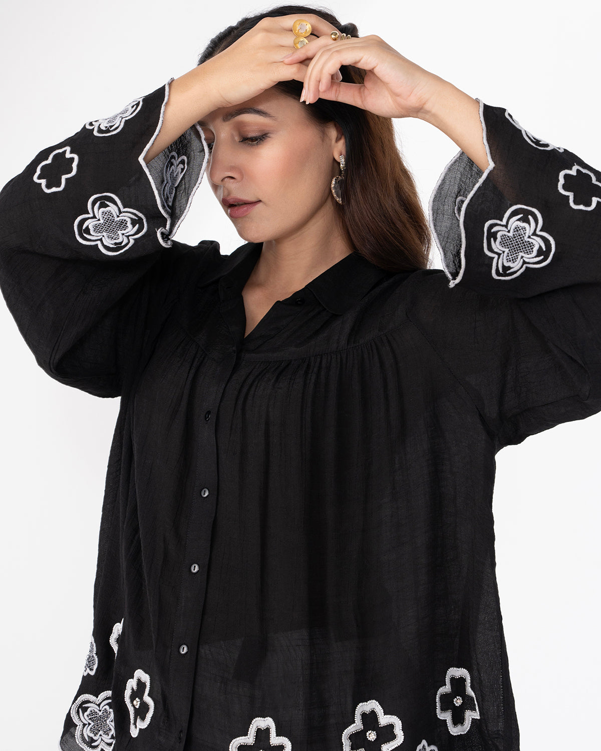 BLACK SPIREA SHIRT