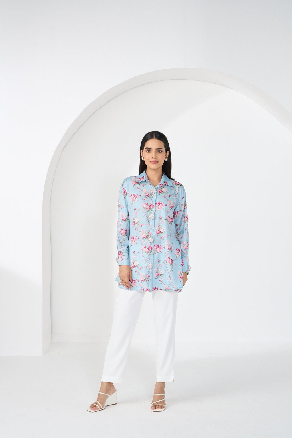 BLUE GARDEN ALL DAY SHIRT