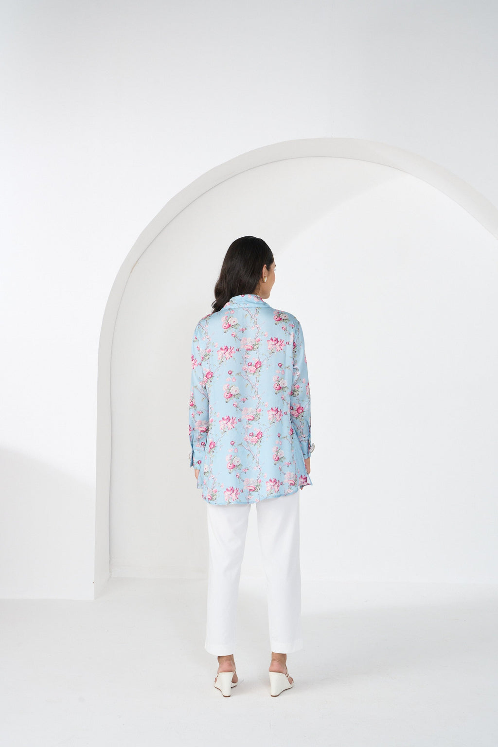 BLUE GARDEN ALL DAY SHIRT