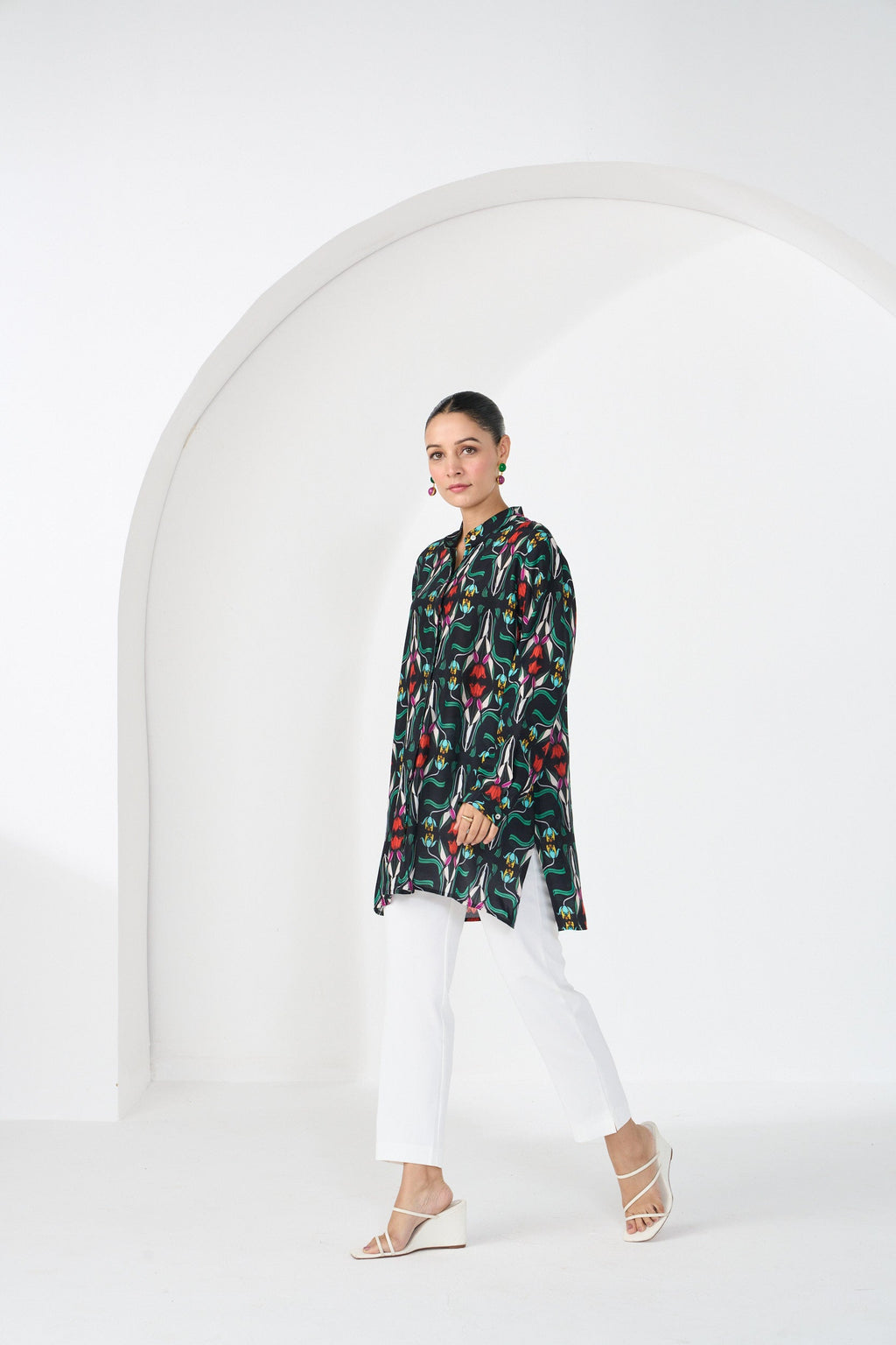 BLACK RAZA CONCEALED BUTTON SHIRT