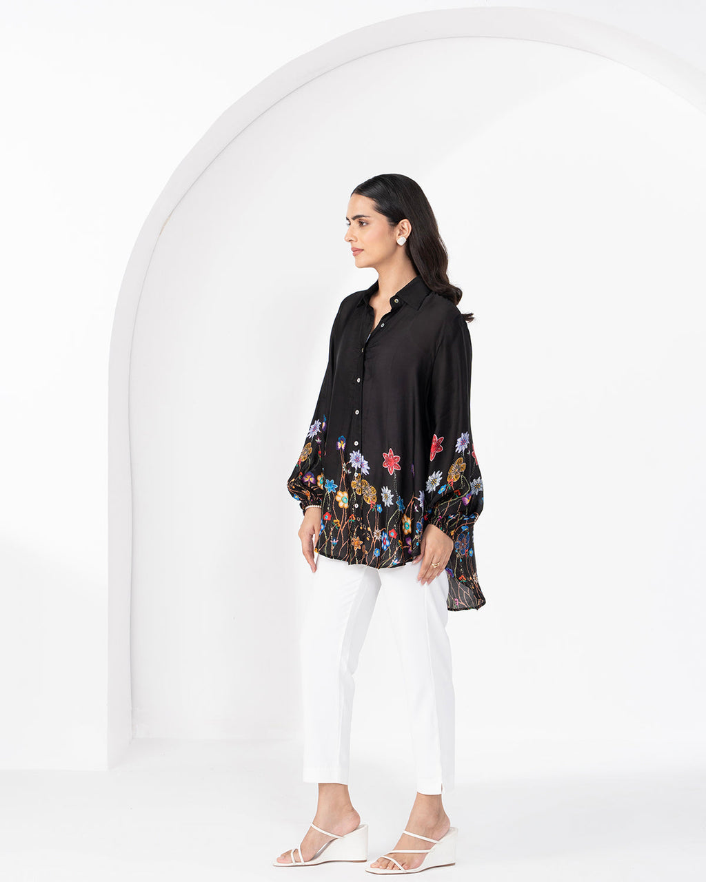 BLACK IREA GENUS SHIRT