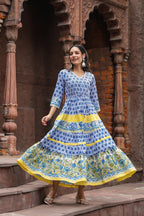 Floral Printed V-Neck Three-Quarter Sleeves Pure Cotton Ethnic Dress