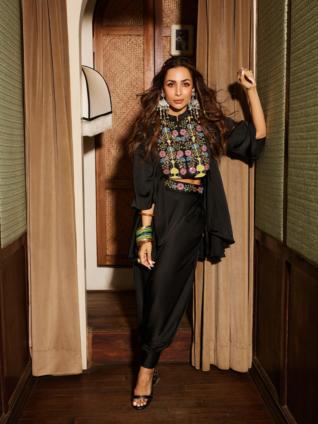 BLACK AARIV SHIRT