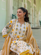 Women Floral Printed Regular Pure Cotton Kurta with Trousers & With Dupatta