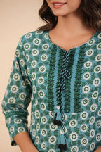 Women Green Floral Printed Tie Up Neck Pure Cotton Kurti
