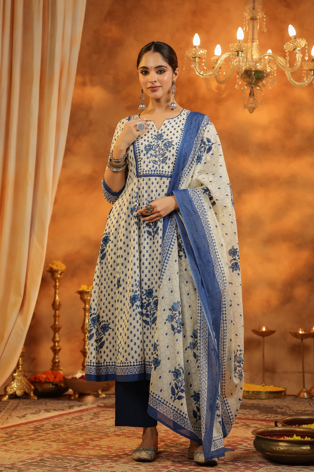 Floral Printed Pure Cotton Kurta With Trousers & Dupatta