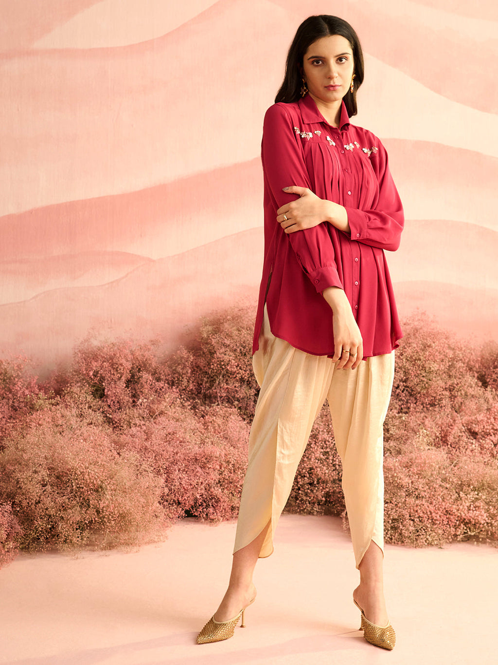 RANI BUGS YOKE PLEATED SHIRT