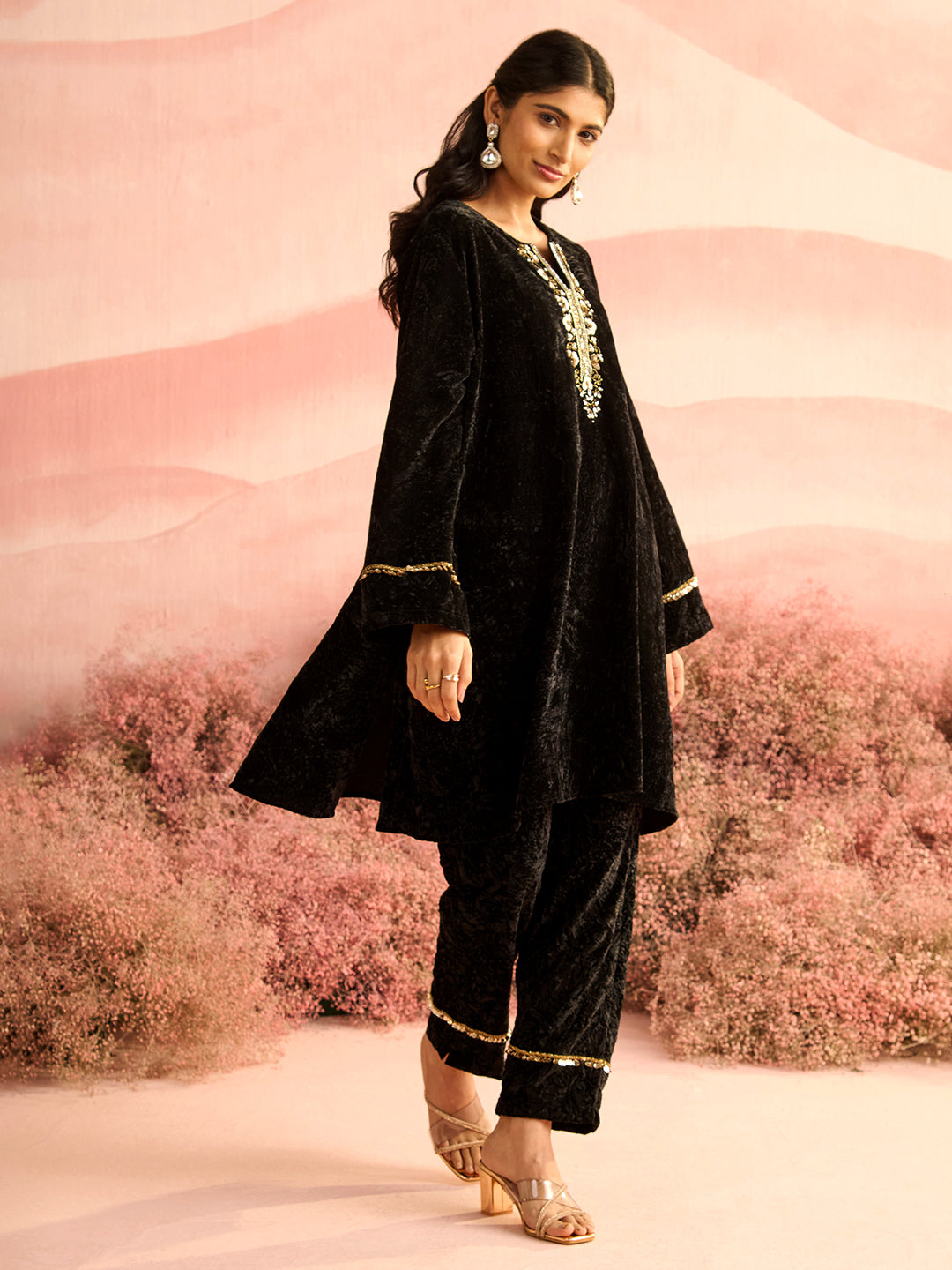 BLACK RADICAL TUNIC