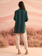EMERALD GREEN BUGS YOKE PLEATED SHIRT