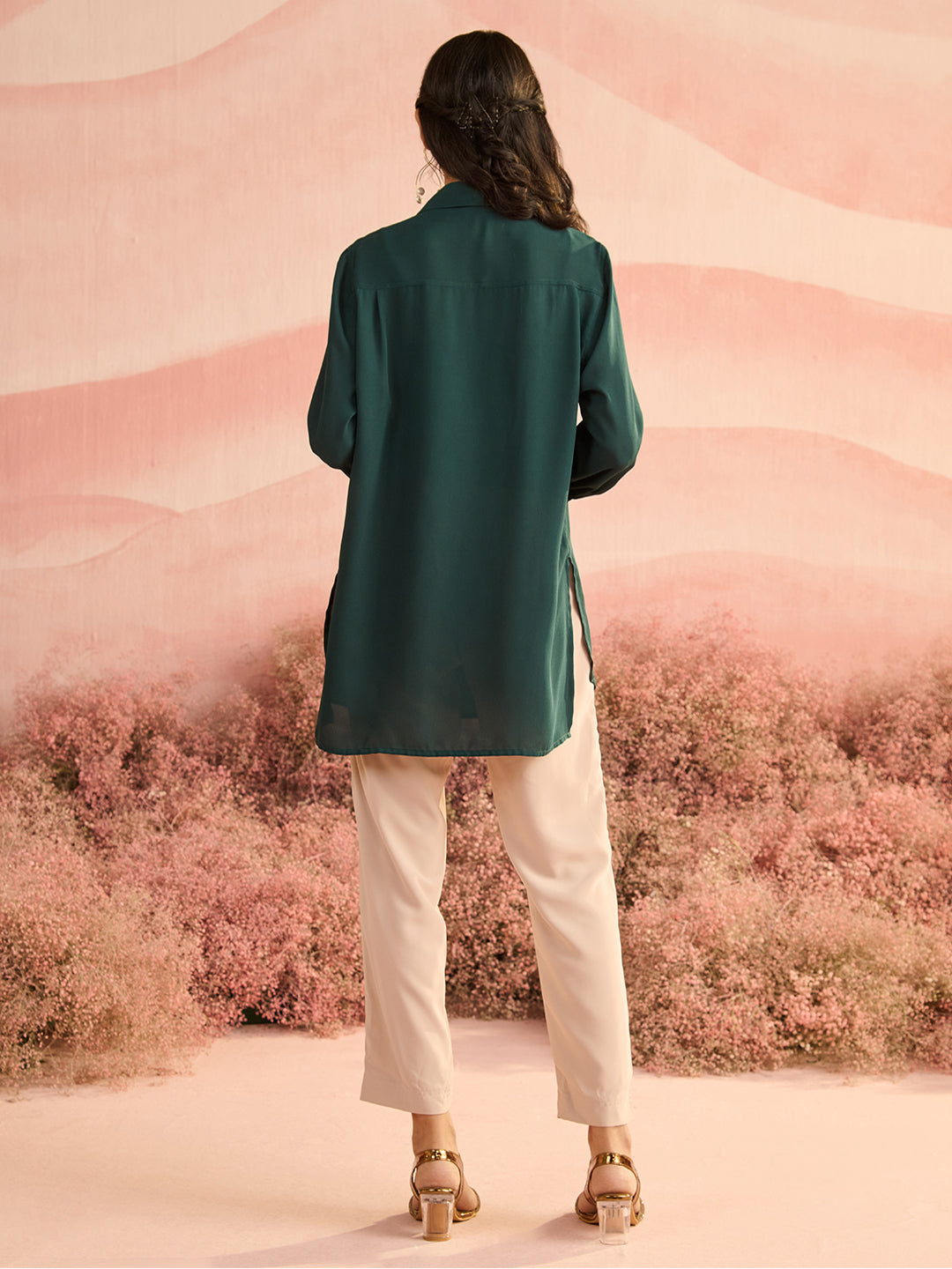 EMERALD GREEN BUGS YOKE PLEATED SHIRT