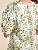 WHITE DAISY MIA TOP