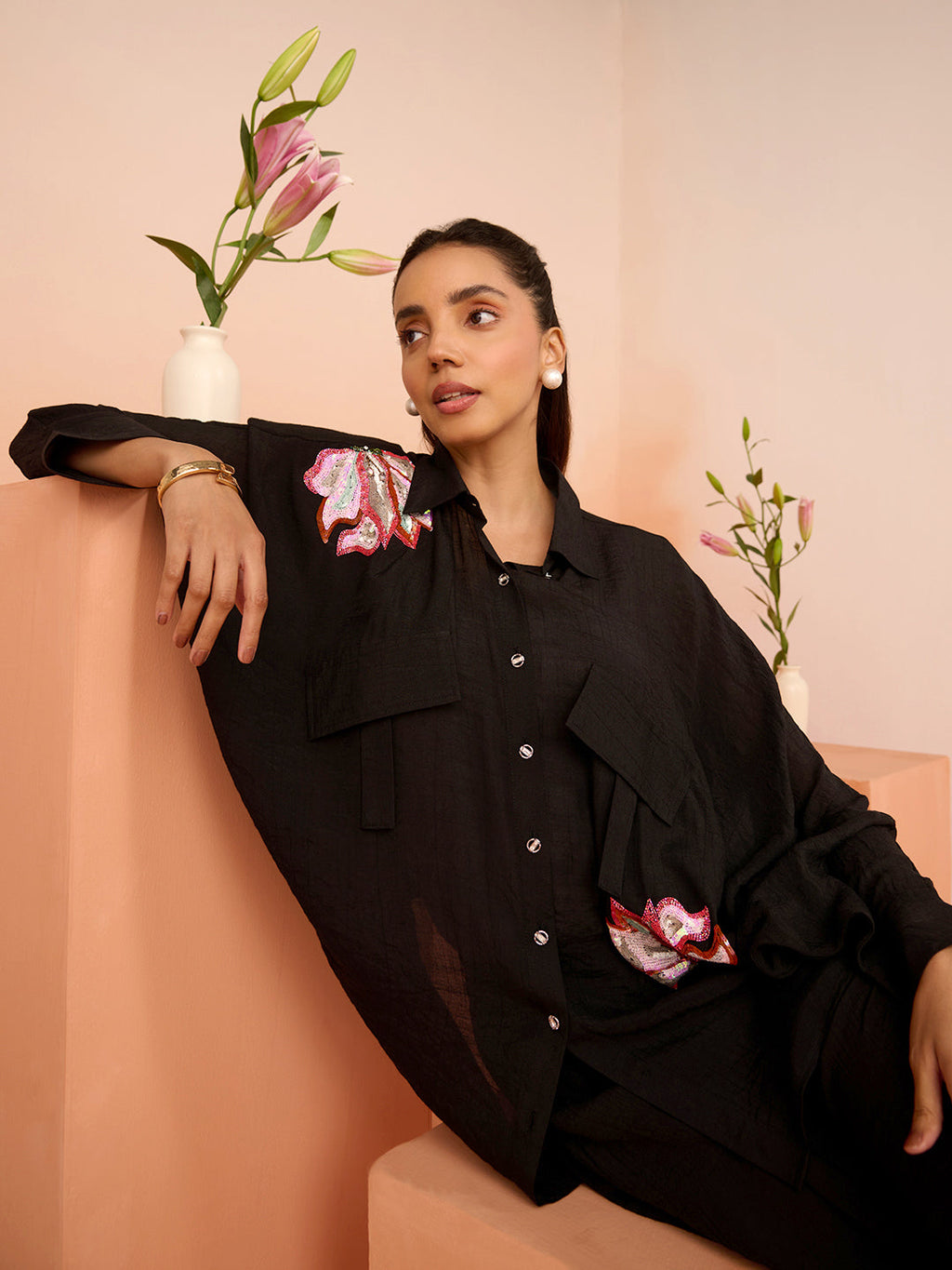 BLACK ESTIE SHIRT