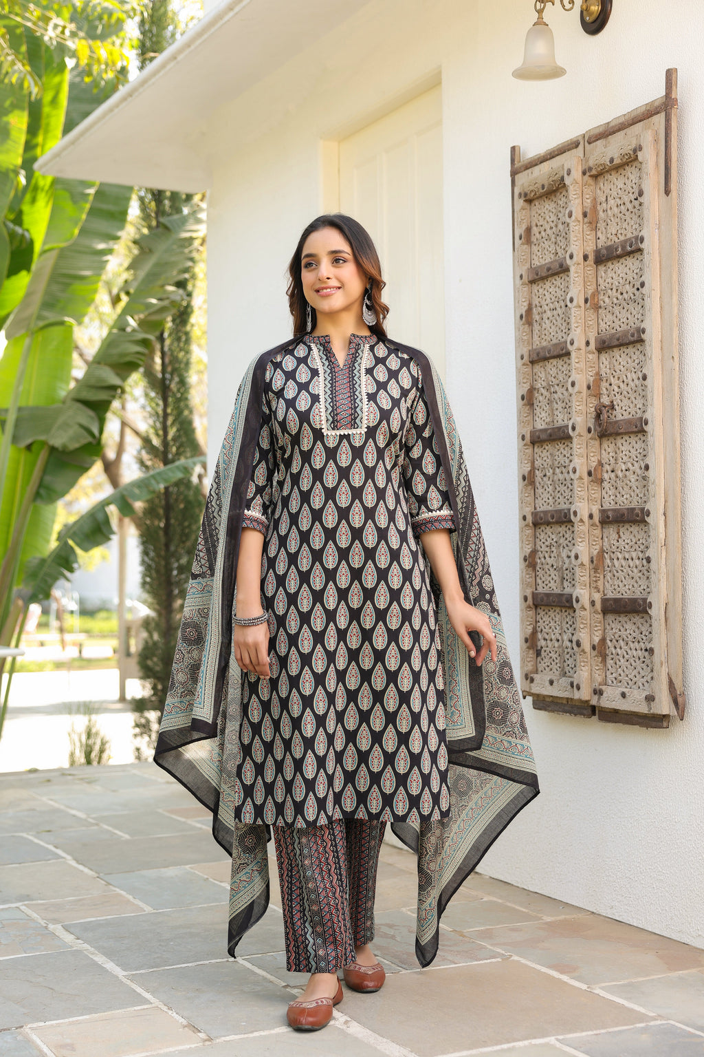 Women Ethnic Motifs Printed Regular Pure Cotton Kurta with Trousers & With Dupatta