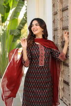 Women Ethnic Motifs Printed Regular Gotta Patti Pure Cotton Kurta with Trousers & With Dupatta