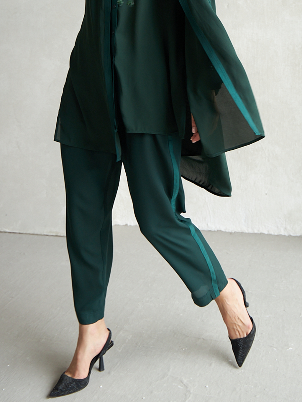 EMERALD GREEN ALEXA NARROW LEG TROUSER