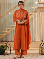 Women Ethnic Motifs Pure Cotton Kurta with Trousers & With Dupatta