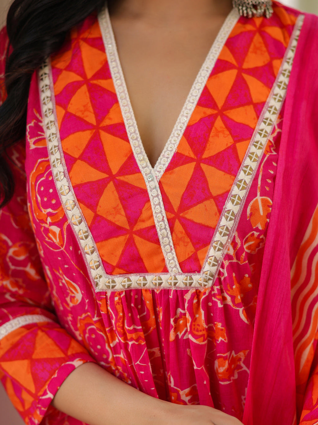 Women Floral Sequinned Pure Cotton Kurta with Trousers & Dupatta