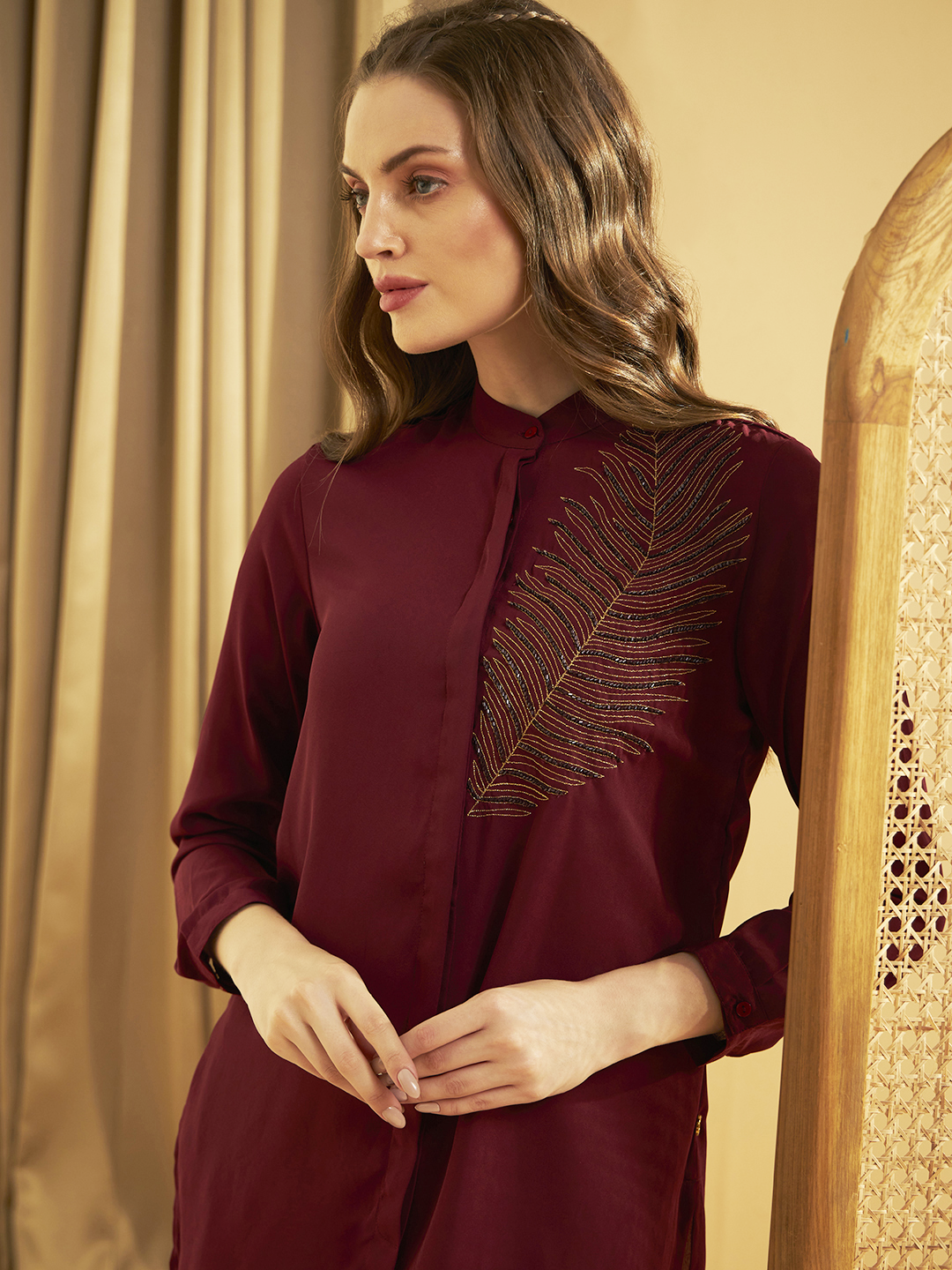 WINE FEATHER CONCEAL PLACKET SHIRT