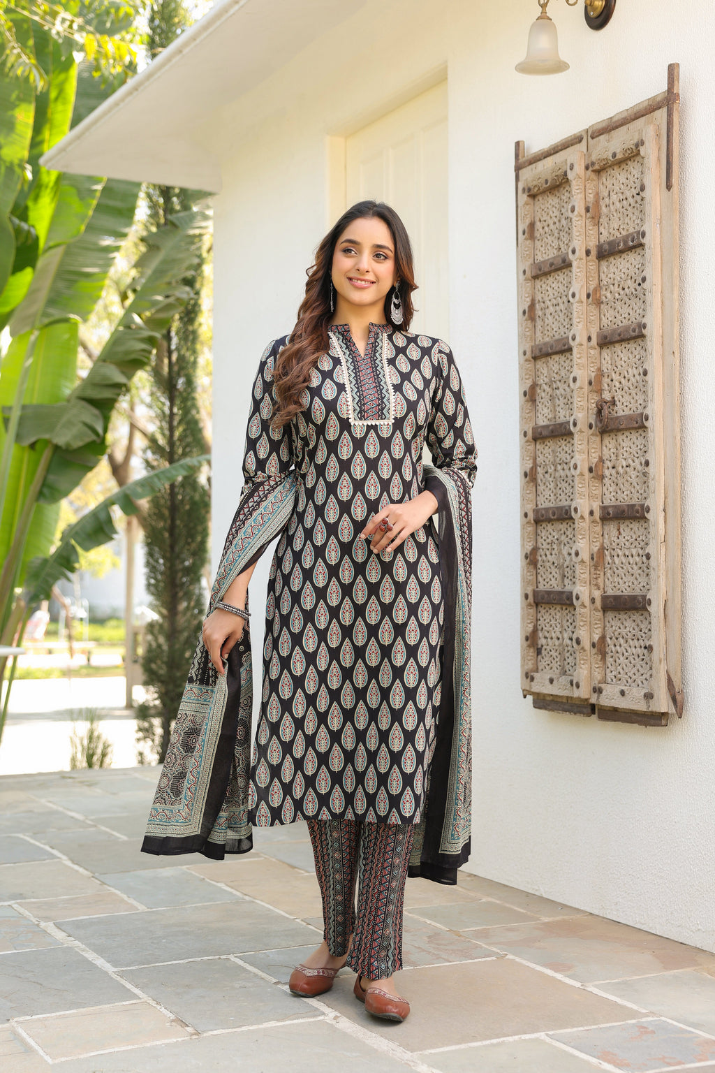 Women Ethnic Motifs Printed Regular Pure Cotton Kurta with Trousers & With Dupatta