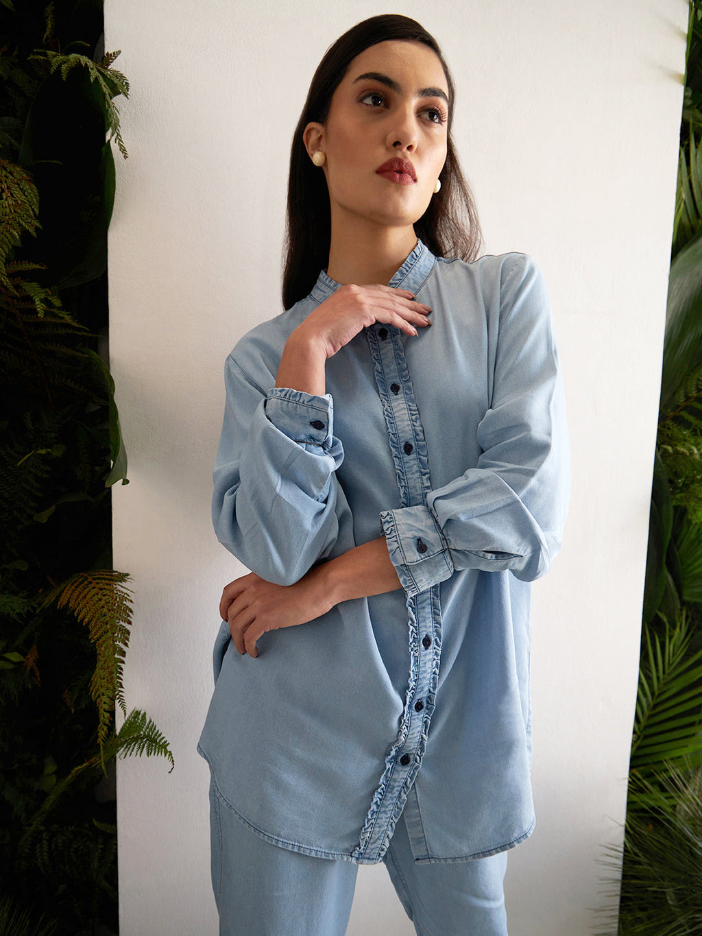 DENIM BLUE DIME SHIRT