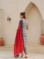 Women Printed Regular Pure Cotton Kurta with Trousers & With Dupatta