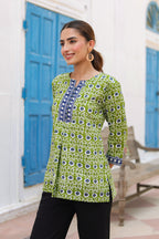 Women Floral Print Cotton Regular Top