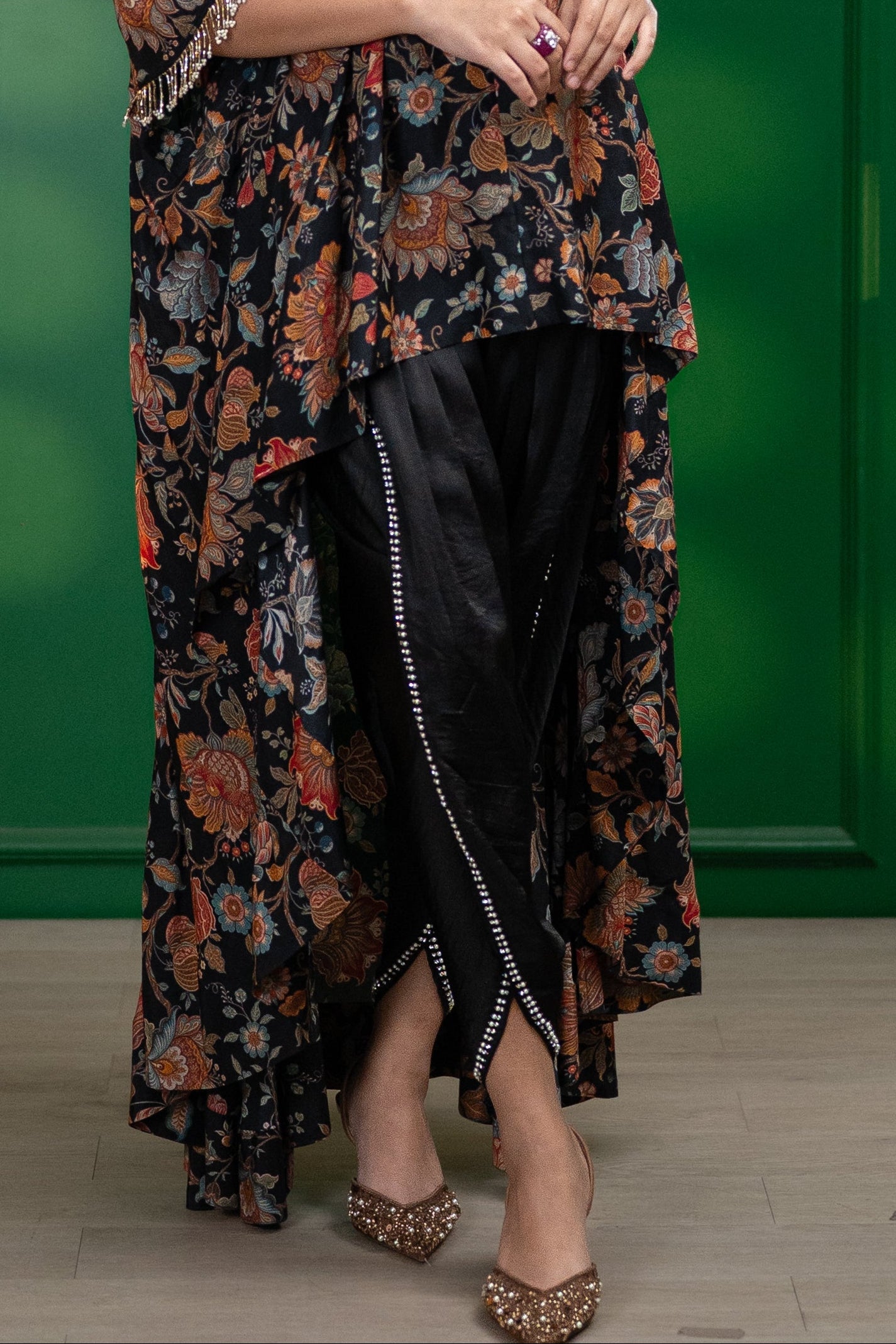 BLACK BEADED TULIP PANTS