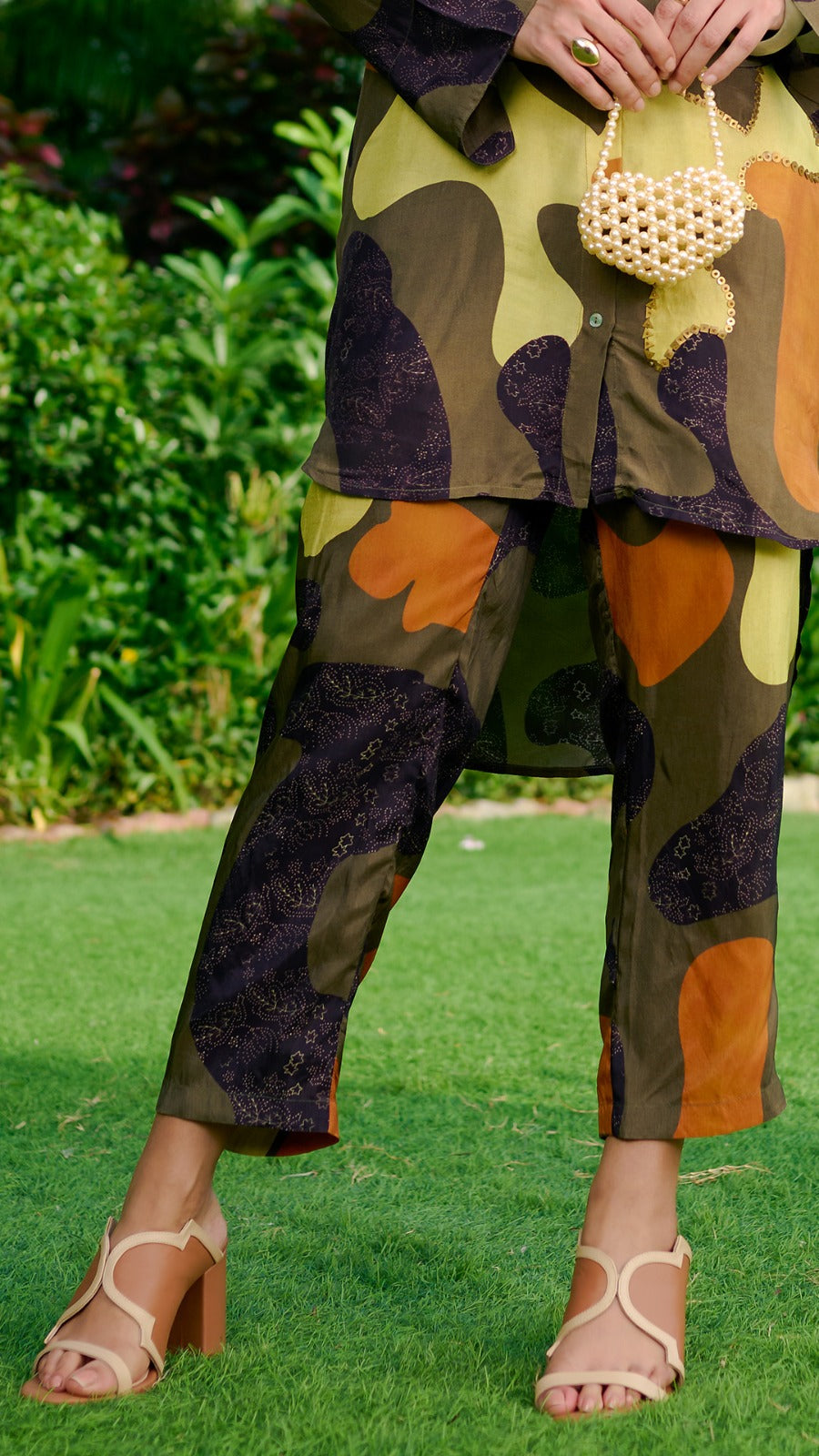 OLIVE CRYPTO TROUSER
