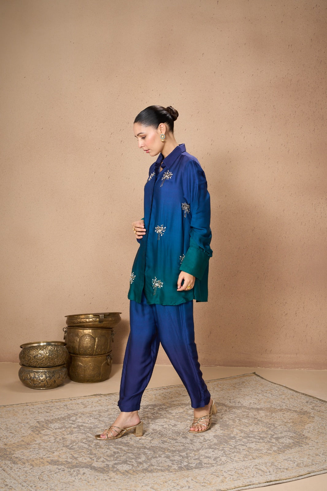 BLUE OMBRE SYNERGY SHIRT
