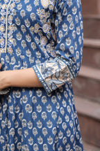 Women Ethnic Motifs Printed Regular Sequinned Pure Cotton Kurta with Trousers & With Dupatta
