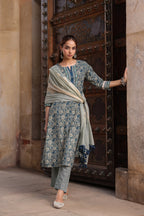 Women Floral Printed Regular Pure Cotton Kurta with Trousers & With Dupatta