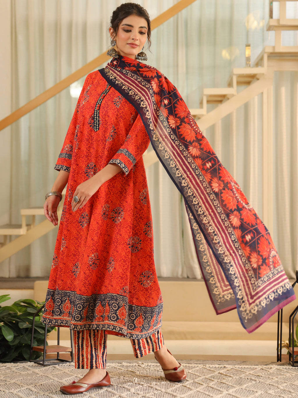 Women Ethnic Motifs Printed Regular Pure Cotton Kurta with Trousers & With Dupatta
