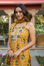 Women Ethnic Motifs Printed Regular Beads and Stones Pure Cotton Kurta with Trousers & With Dupatta