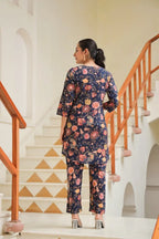 Women Navy Blue Floral Printed Pure Cotton Kurta with Trousers